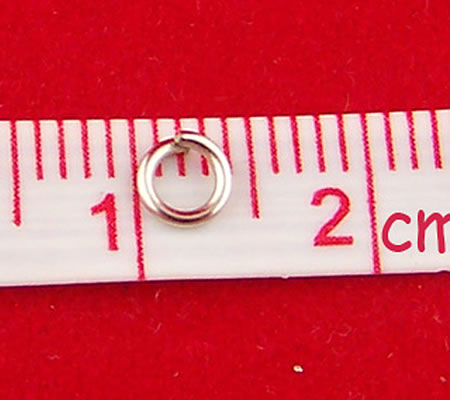 300 stuks Open ring Donker Zilver 4 mm