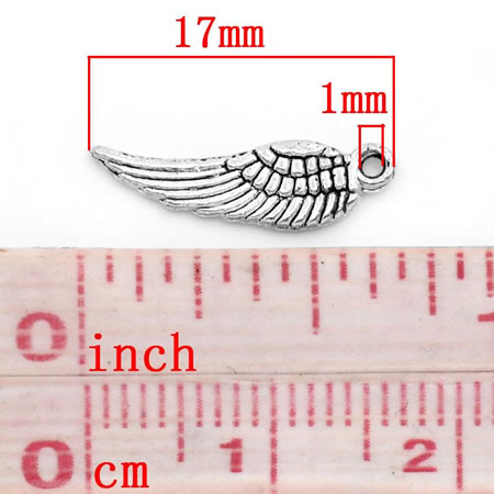 1x Klein Engel Vleugel Bedeltje