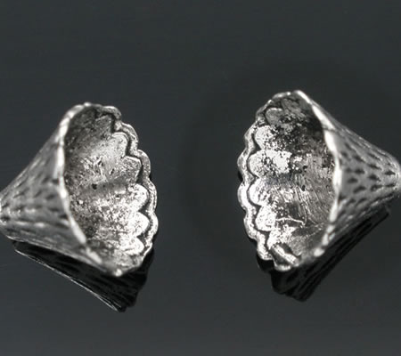 2x Kapjes Donker zilver 12-22 mm