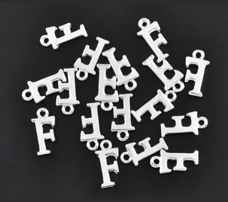 1x Bedel lichtzilver - letter "F"