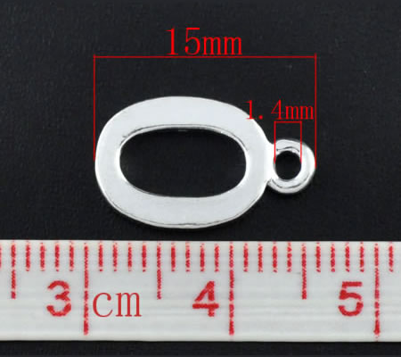 1x Bedel lichtzilver - letter "O"