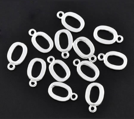 1x Bedel lichtzilver - letter "O"