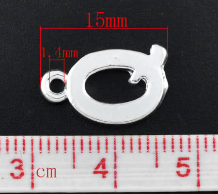 1x Bedel lichtzilver - letter "Q"