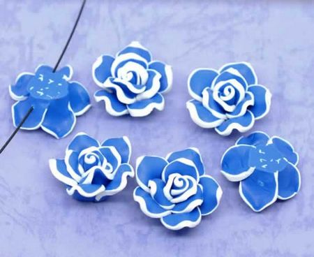 1x Fimo roos blauw/wit 3 cm