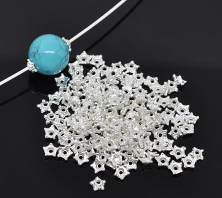 50x Kralenkapjes Stervormig Lichtzilver