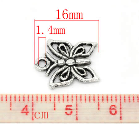 Bedeltje Kleine Vlinder Donker Zilver