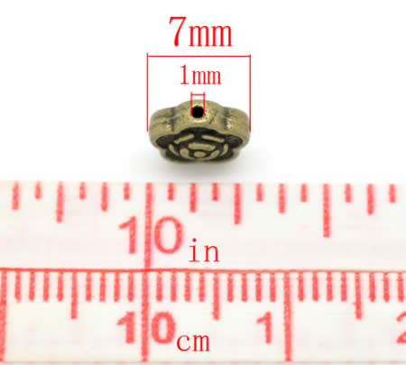 10 stuks bronzen bloemetjes