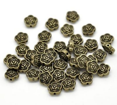 10 stuks bronzen bloemetjes