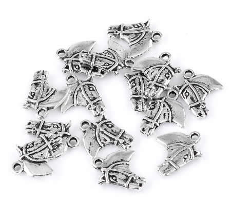 1x Bedeltje Hoofd Paard Donker Zilver