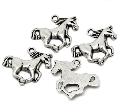 1x Paard Bedeltje Donker Zilver