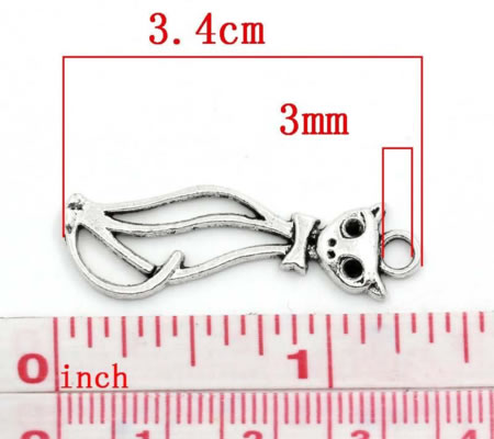 Kat bedeltje donker zilver