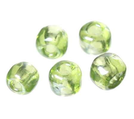 20 gram Rocaille Licht Mosgroen AB (regenboog)