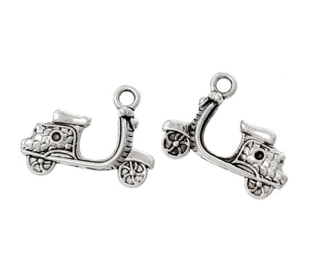 1x Bedeltje Scootertje Donker zilver