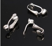 1 paar licht zilver oorbel klemmetjes / Stoppertje