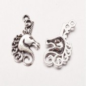 1x Eenhoorn antiek zilverkleurig