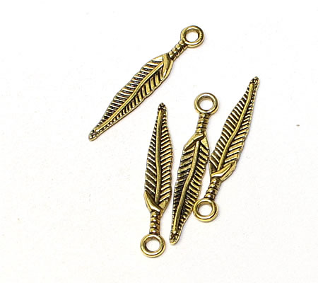 1x Bedeltje veertje / Oud Goud