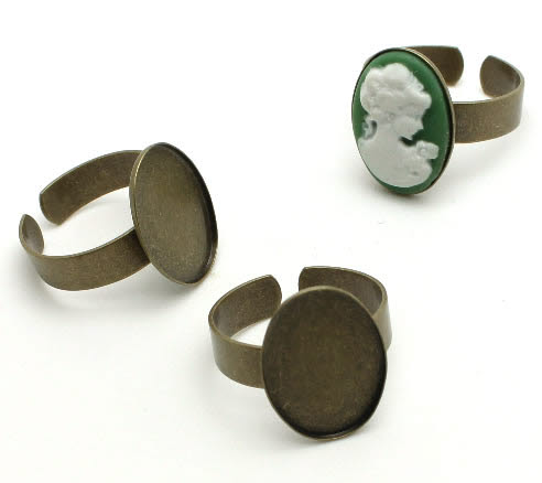 1x Cabochon ring Brons 13 x 18 mm