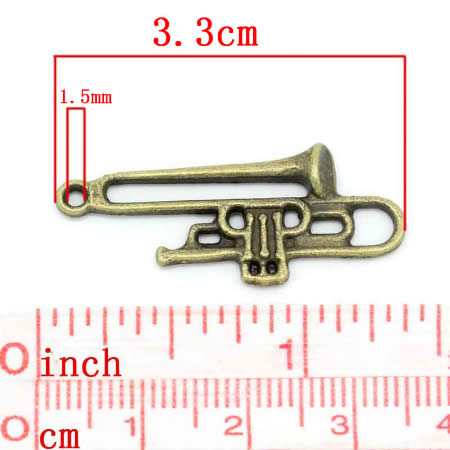 1x Trombone Bedeltje Brons