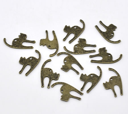 1x Bedeltje Kat Brons 27 x 17 mm