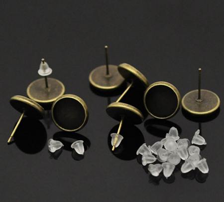 1 Paar cabochon stekertjes brons 10 mm