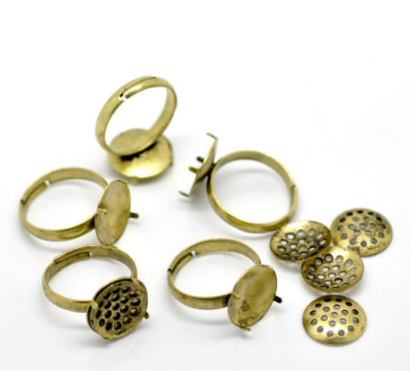 Ring met zeefje Brons
