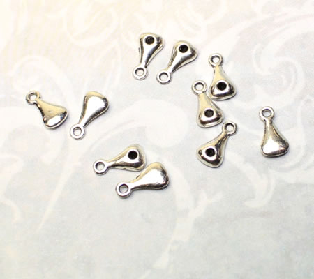 10 stuks Mini Bedeltjes Pegeltjes Donker Zilver